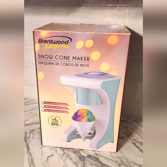 Brentwood  Snow Cone Maker 🍧 🧊 - Picture 6 of 14